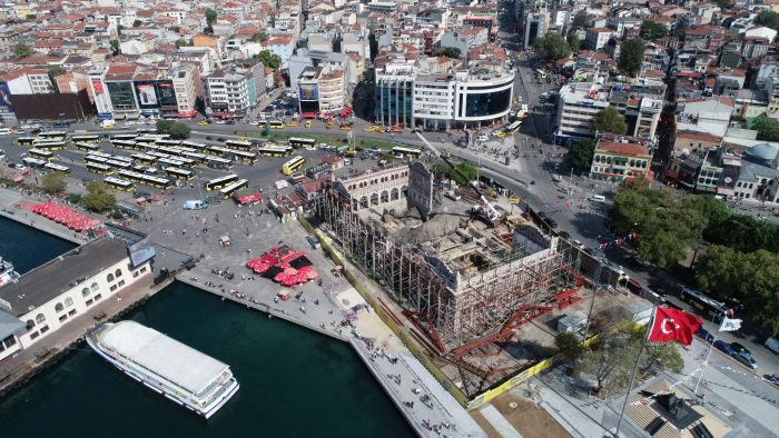 Kadıköy Haldun Taner Tiyatrosu Mayıs 2027'de açılıyor!